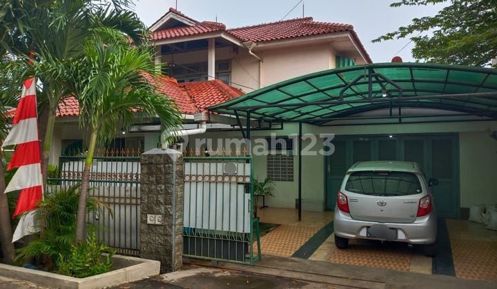 Rumah Asri Kondisi Bagus Di Legoso, Ciputat - Tangerang Selatan