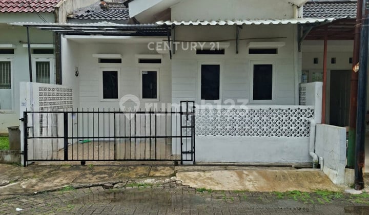 Strategic House Near Toll Road in Griya Bogor Raya Katulampa Bogor