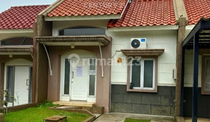 Minimalist Furnished House in Rancamaya Golf Estate Bogor