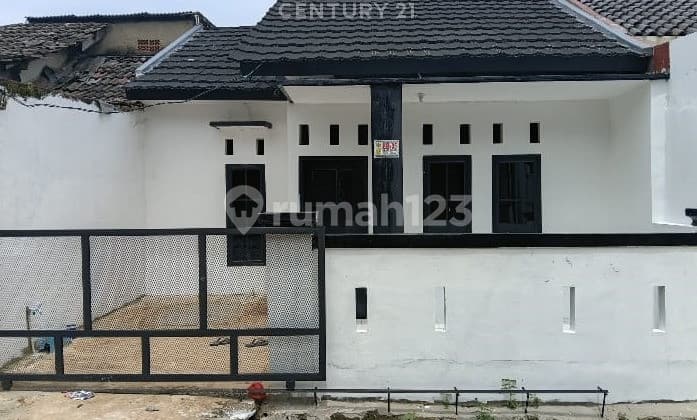 Rumah Strategis Siap Huni di Perum Acropolis Cibinong Bogor