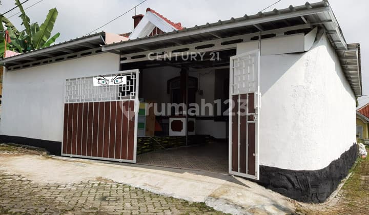 Move-In Ready House at Villa Bukit Cipendawa Estate Cipanas
