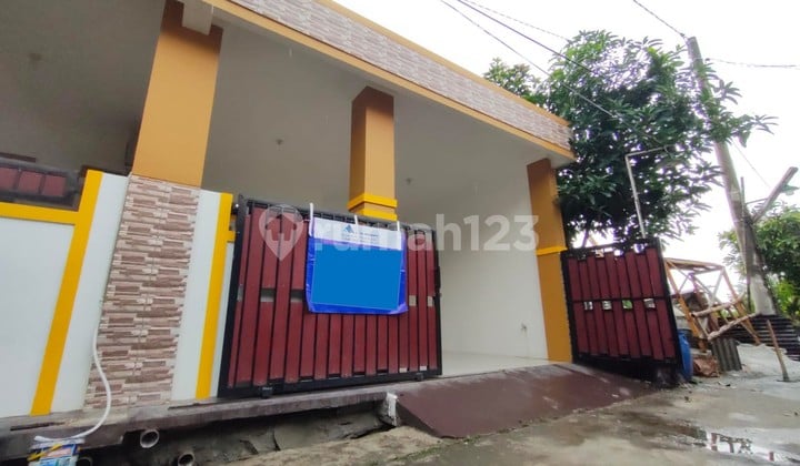 Rumah Dekat Stasiun Cibitung di Perumahan Alam Pesna Wanajaya
