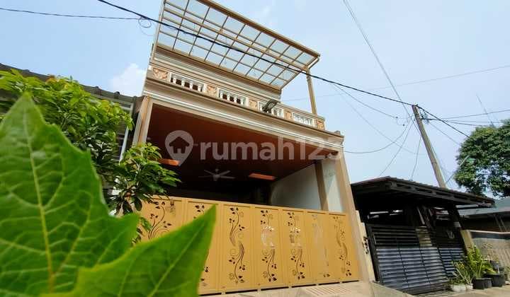 Rumah Dijual 3 Lantai di Perumahan Vida Bekasi Bumipala