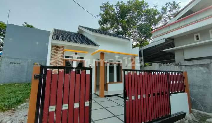 Residence Land area 78 sqm, 3 bedrooms, in Senopa Estate Cluster, Bekasi