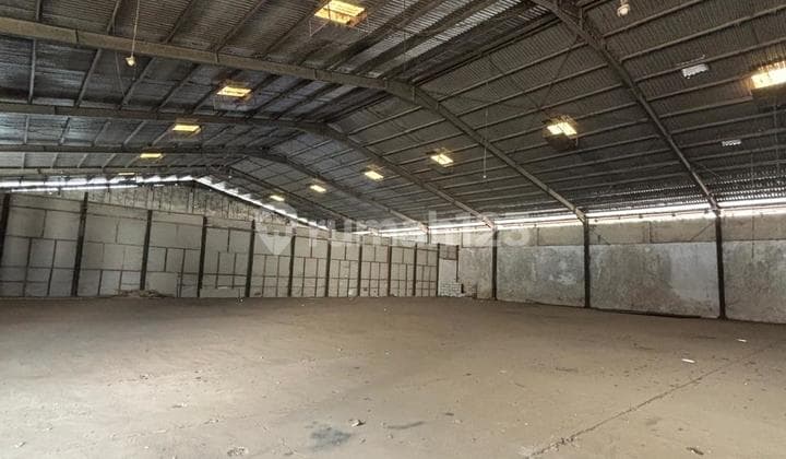 Warehouse A H Nasution, Ujung Berung