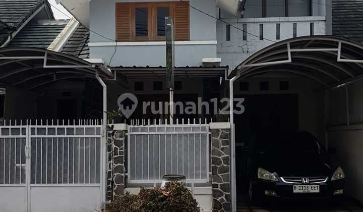 Dijual Rumah di Pinus Regency Soekarno Hatta Bandungspesifikasi:luas Tanah : 147 M2luas Bangunan : 180 M2kamar Tidur 3+1 Kamar Mandi Dalamkamar Mandi 2+1Lantai 2Taman Belakang dan Depangarasi/Carport : - / 1Listrik : 2.200 Wattair : Pam Artesislegalitas S