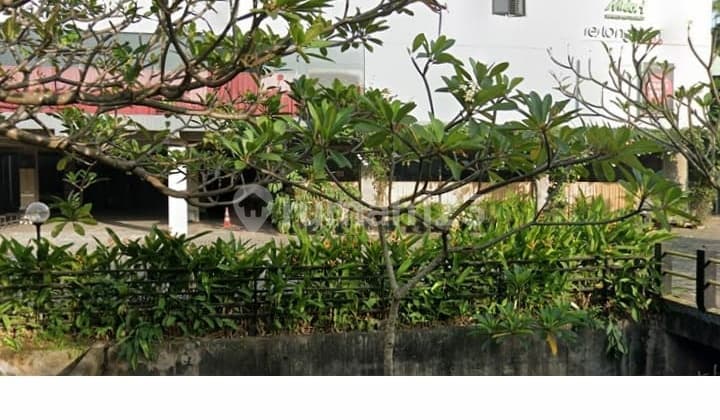 For sale: 6-unit row of shophouses in Lippo Karawaci, Tangerang