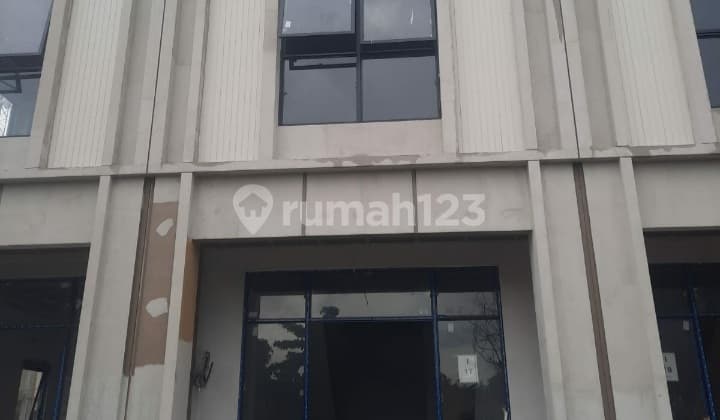 For Sale: Il Lago Grande 2-Story Shop House, Gading Serpong, Tangerang