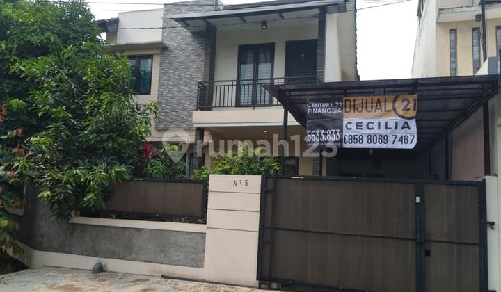 Dijual rumah cantik 2 lantai furnised di hook daerah BSD