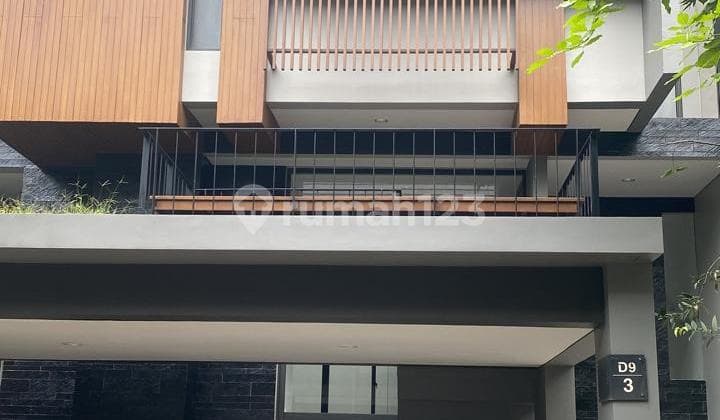 Rumah Cantik Semi Furnish di Cluster Caelus Greenwich