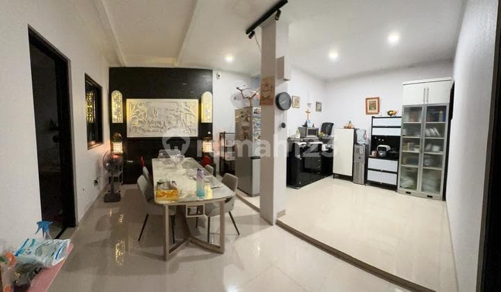 Rumah Cantik Semi Furnish di The Green BSD Cluster Bayan Ville