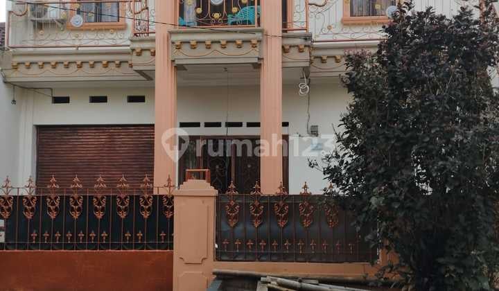 Rumah Plus Kost An Full Terisi di Pamulang Permai