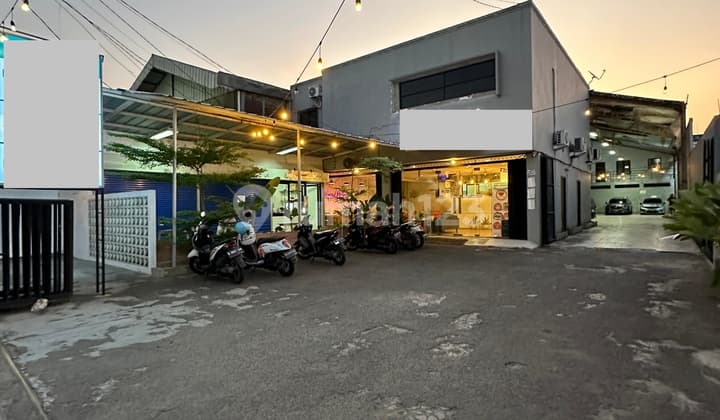 Tempat Usaha di Moh Kahfi Jagakarsa Lokasi Sangat Strategis