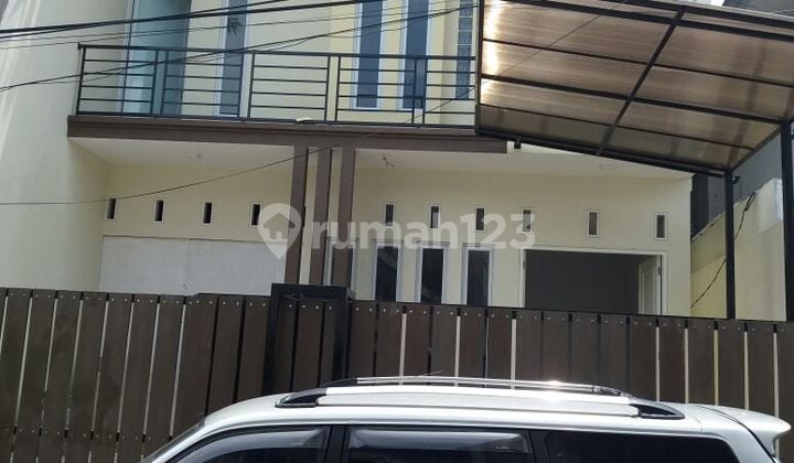 Rumah di Kebon Jahe Abdul Muis Petojo Dekat Stasiun Gambir