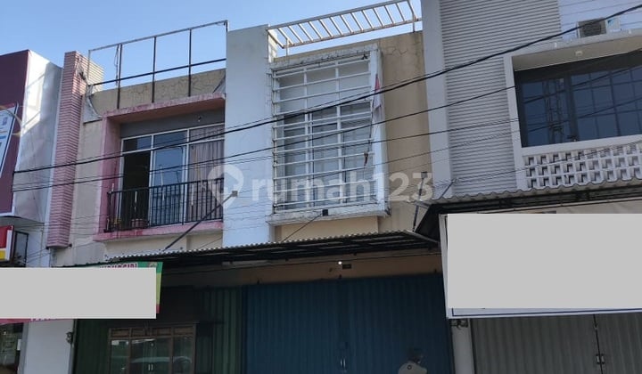 Shop House in Vila Dago Pamulang Highly Strategic Location