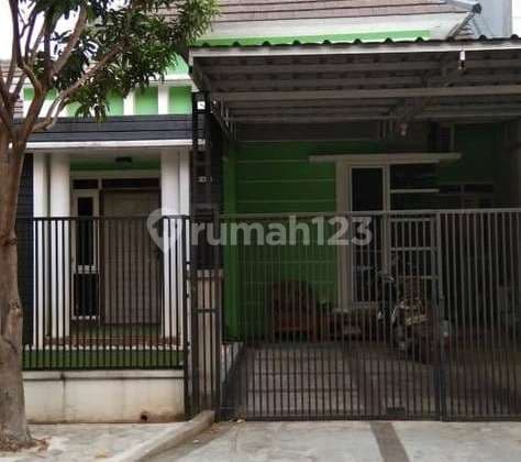 Rumah di Vila Dago Pamulang Luas 198M Halaman Belakang Luas