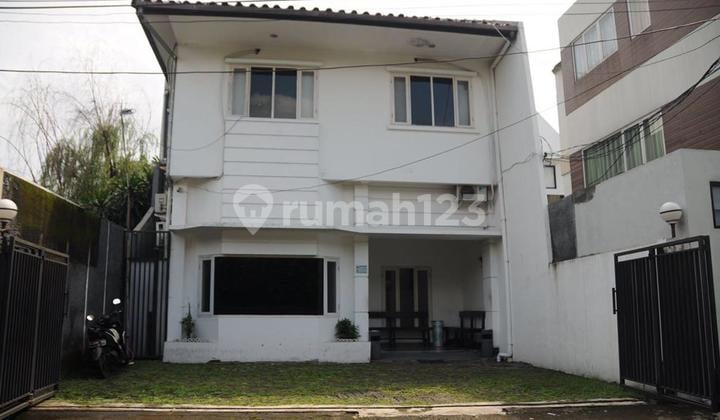 Rumah 2 Lantai Bisa Untuk Kantor di Pejaten Barat Siap Huni