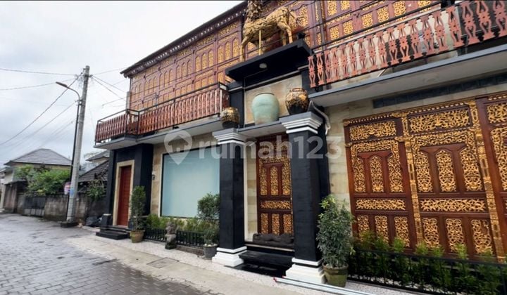 Classic Traditional Nuance Villa Fully Furnished Ready to Live in Ubud Bali
