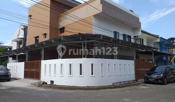 Rumah 3 Lantai di Villa Pasar Baru Jakarta Pusat