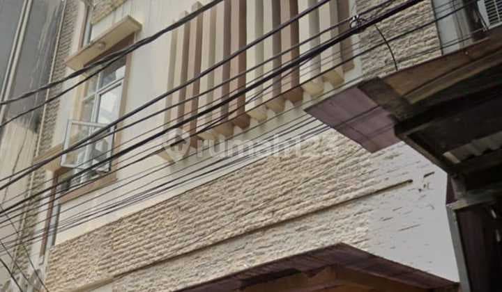 Kost 28 Kamar di Kebon Kacang Belakang Plaza Indonesia