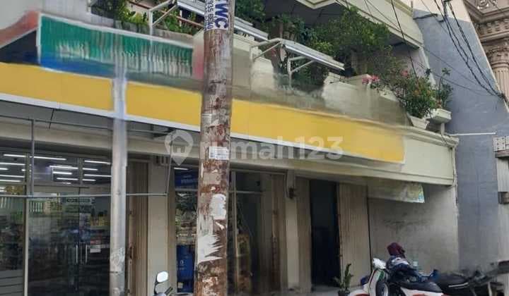Rumah di Pademangan Pinggir Jalan Cocok Untuk Usaha