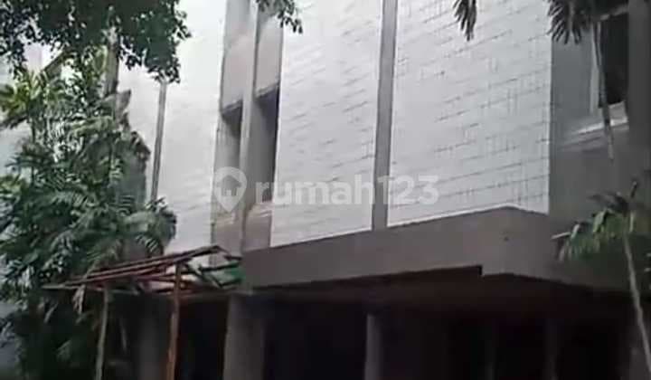 Building on Daan Mogot Raya, Area 4336m²