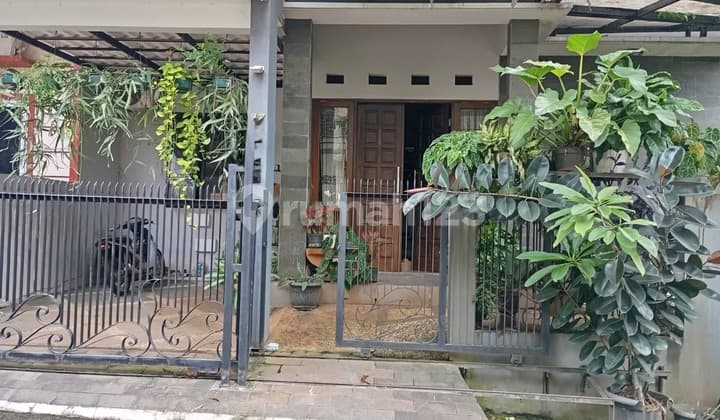 Villa House Dago Pamulang, Hook Position, Semi-Furnished