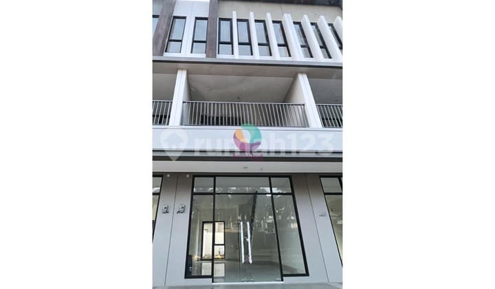 Ruko 3 Lantai Strategis Siap Pakai di Legenda Wisata