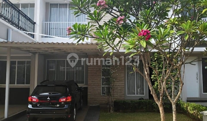 Minimalist 2-Story House Near Toll Gate in Cibubur Country
