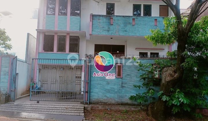 Dijual Rumah 2 Lantai Strategis Di Boulevard Citra Grand