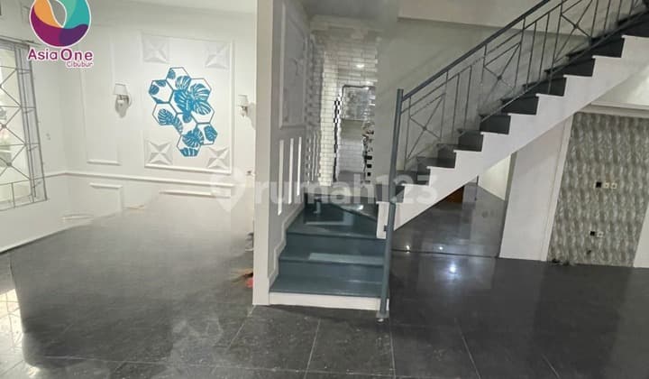 Rumah 2 Lantai Modern Dekat Sekolah Di Legenda Wisata