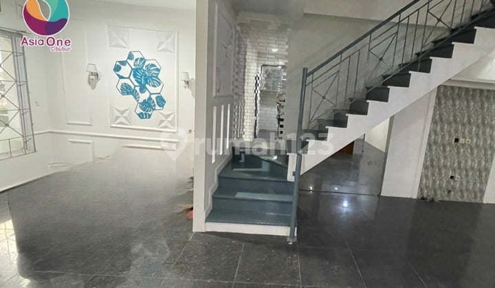 Rumah 2 Lantai Modern Dekat Sekolah Di Legenda Wisata