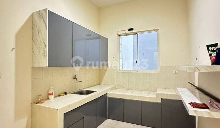 Pik - Murah Rumah Semi Furnished Crown