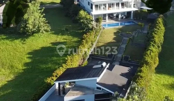 Dijual Rumah Mewah Sultan Siap Huni Ada Kolam Renang