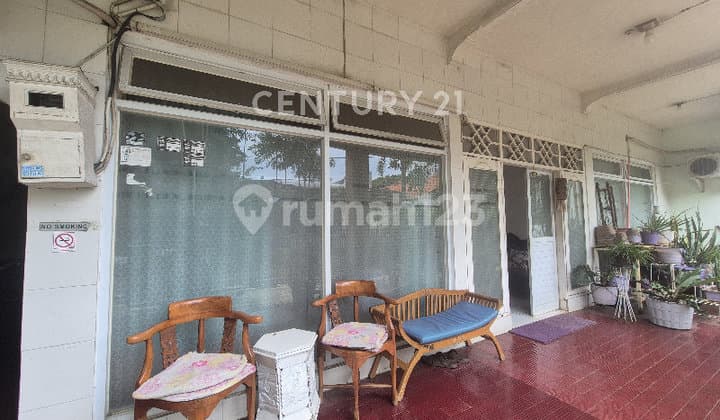 Dijual Cepat Rumah Prospek Bisnis Klinik,Kontrakan 14 Kamar S9557