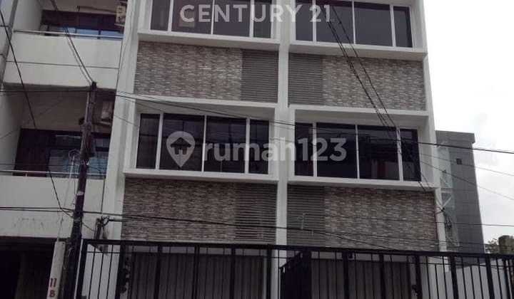 Ruko Brand New 4 Lantai Lokasi Strategis di Gunung Sahari S9513