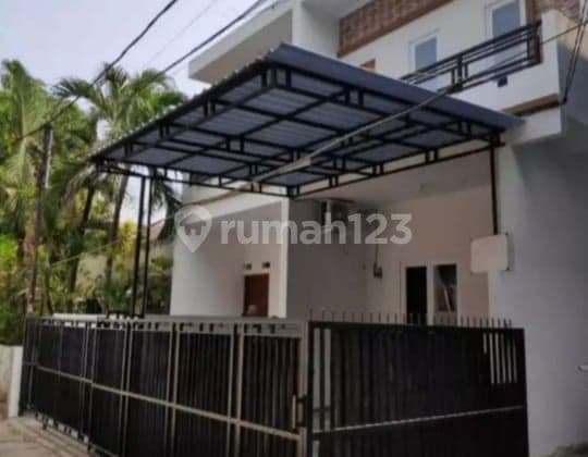 Dijual Bu Murah Rumah Baru 2 LT. Jl. Kali Baru Timur , Jakpus