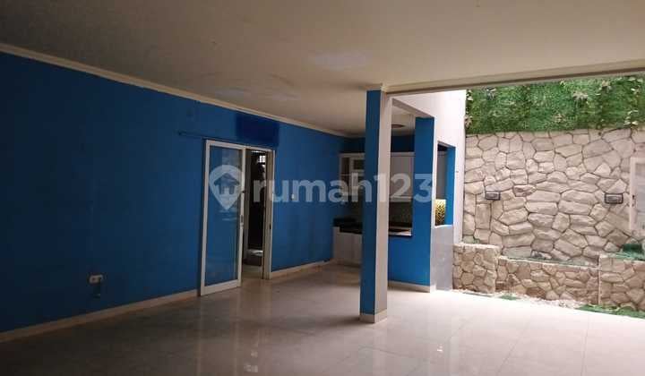 For Rent Rumah Area Senopati bisa untuk Kantor Klinik