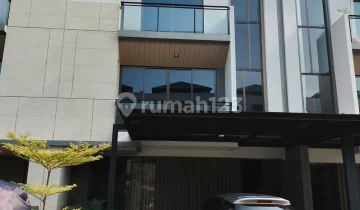 For Sale House in Zora BSD City Furnished