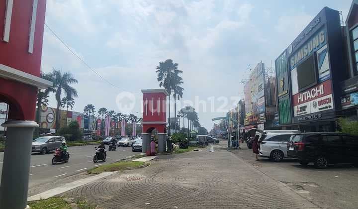 Dijual Ruko Boulevard!! Gading Serpong.. Dekat Jalan Raya Besar