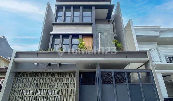 Dijual Brand New Modern Contemporer House Area Pondok Indah