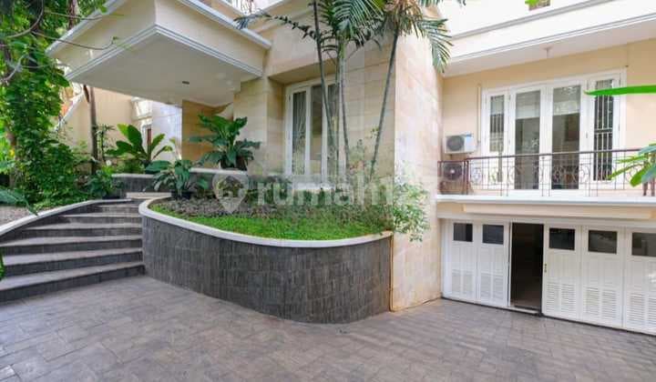 For Rent Rumah Classic Area Pondok Indah Semi Furnished