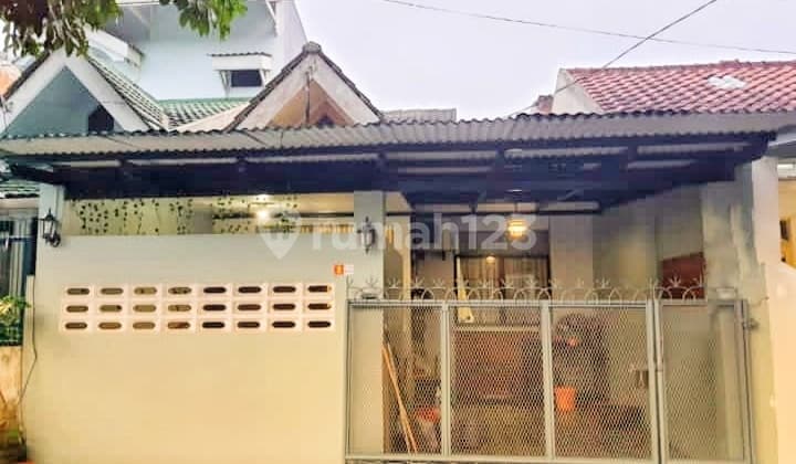 Rumah Minimalis di Kencana Loka BSD Siap Huni Harga Nego
