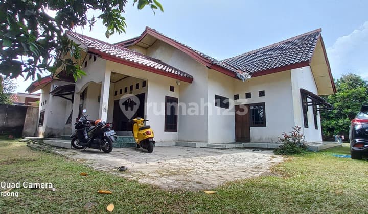 Jual Rumah Luas Hanya Hitung Tanah di Kademangan