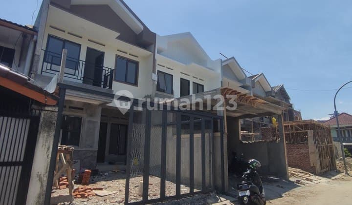 Rumah 2 Lantai Baru SHM di Turangga, Bandung Harga ALL IN