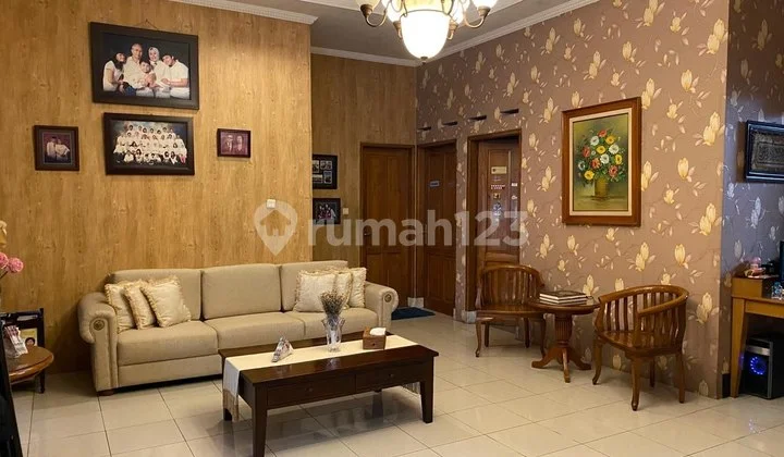 Well-Maintained House in Turangga, Bandung 5 Minutes to Buah Batu Toll Road