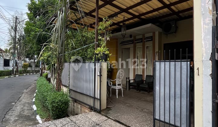 Di Jual Rumah Di Bintaro Jaya Jl Camar Sektor 3 Tangerang Selatan