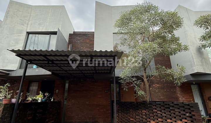 Dijual Rumah Town House Ruma Joglo Kembangan Jakarta Barat