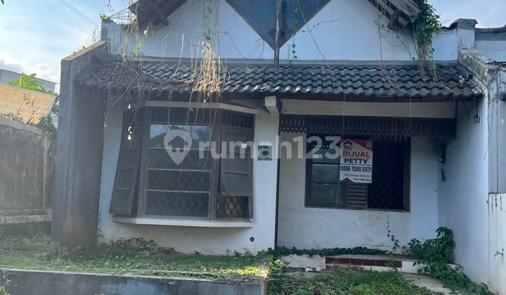 Dijual Rumah Hitung Tanah Bintaro Jaya Sektor 4 Tangerang Selatan