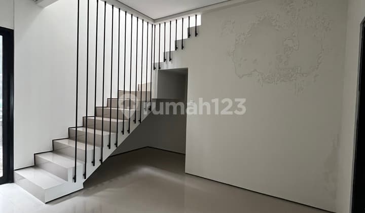 Dijual Rumah Bintaro Jaya Sektor 5 Bebas Banjir Tangerang Selatan